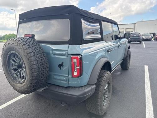 2022 Ford Bronco Badlands