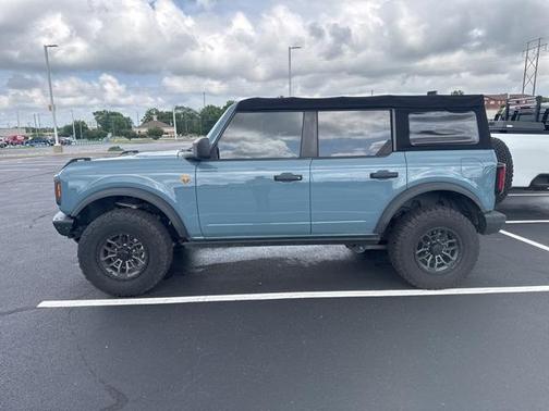 2022 Ford Bronco Badlands