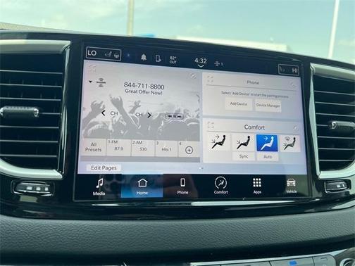 2023 Chrysler Pacifica Touring-L