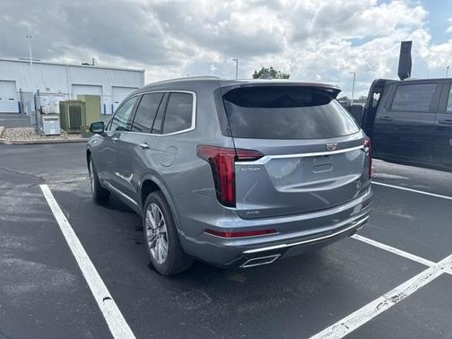 2022 Cadillac XT6 Premium Luxury AWD