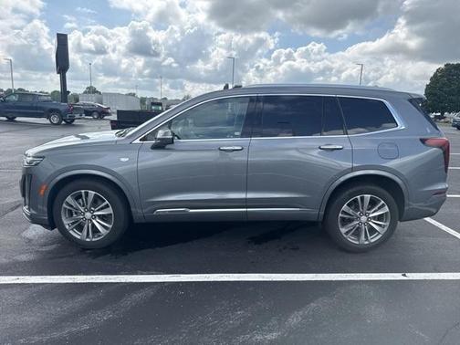 2022 Cadillac XT6 Premium Luxury AWD