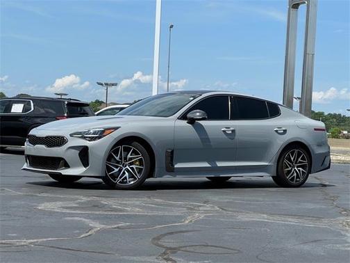 2022 Kia Stinger GT-Line