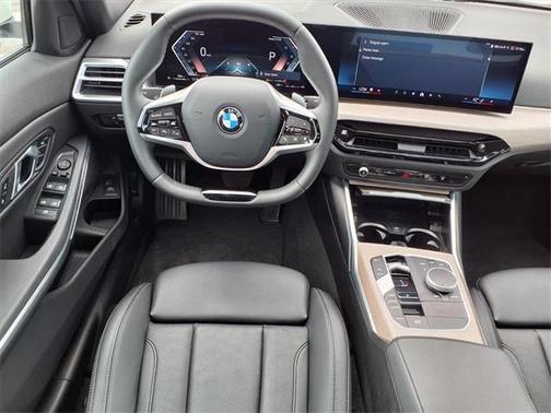 2025 BMW 330 i xDrive