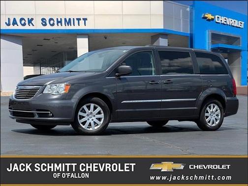2015 Chrysler Town & Country Touring