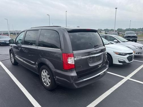 2015 Chrysler Town & Country Touring