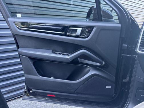 2021 Porsche Cayenne AWD