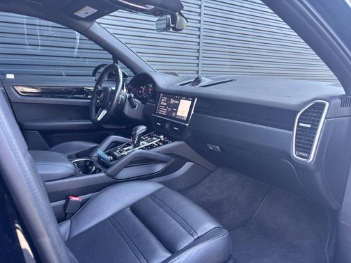 2021 Porsche Cayenne AWD