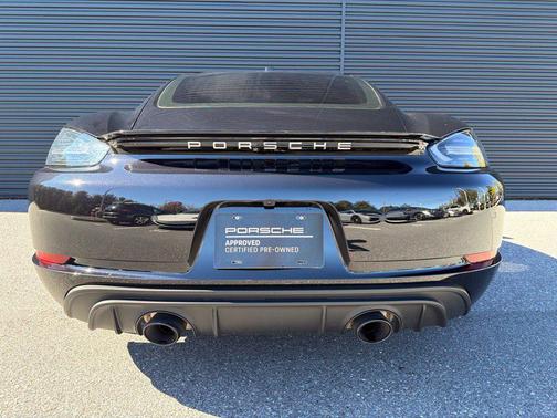 Jet Black Metallic 2025 Porsche 718 Cayman GTS 4.0