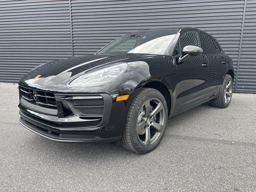 2026 Porsche Macan 