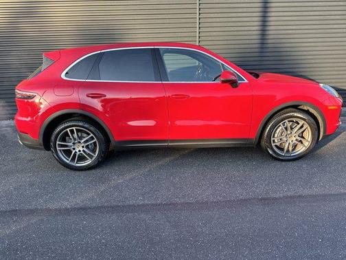 2021 Porsche Cayenne AWD