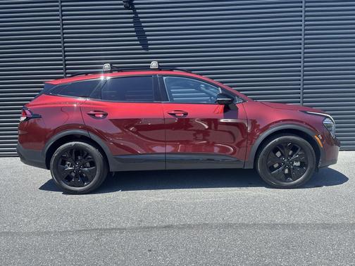 Dawning Red 2025 Kia Sportage X-Line