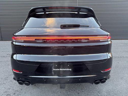 2026 Porsche Cayenne GTS