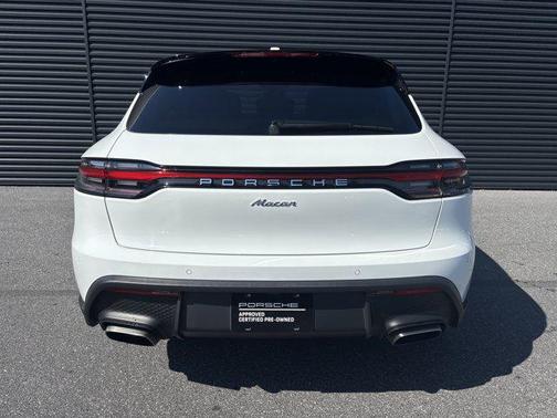 2025 Porsche Macan 