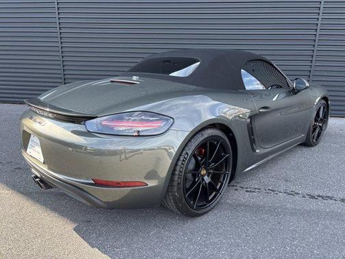 2025 Porsche 718 Boxster S