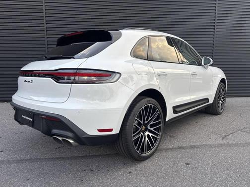 White 2025 Porsche Macan Macan