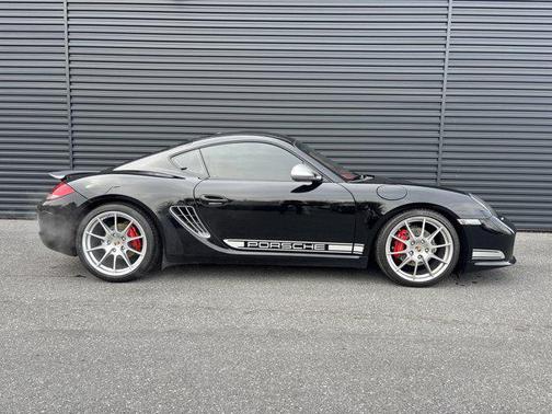 2012 Porsche Cayman R