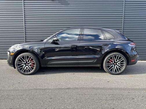 2024 Porsche Macan S