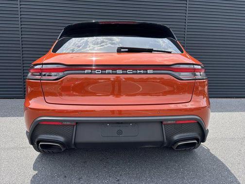 2024 Porsche Macan Base