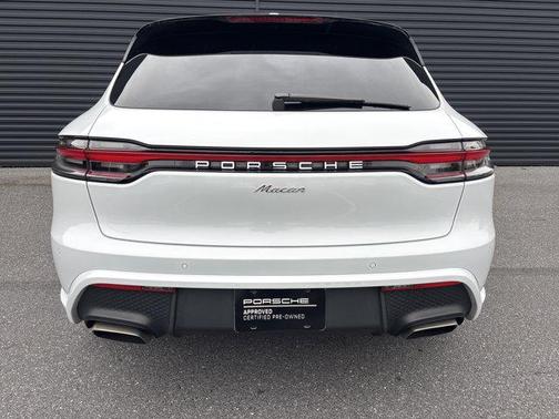 2022 Porsche Macan AWD
