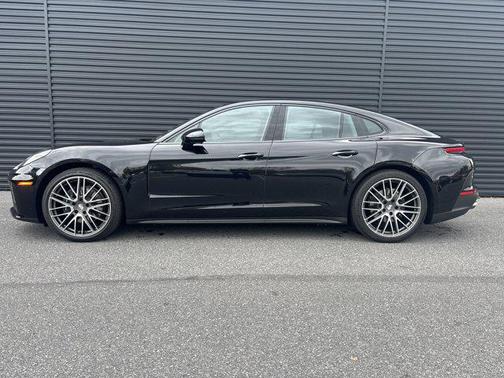 2025 Porsche Panamera