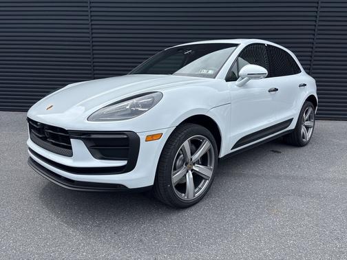 2026 Porsche Macan Macan