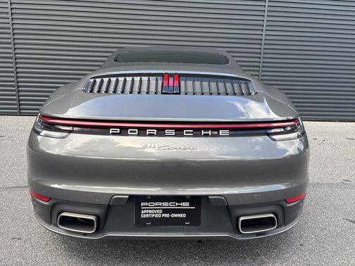 2022 Porsche 911 