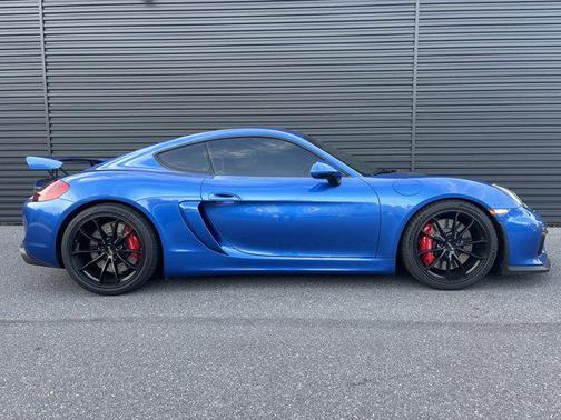 2016 Porsche Cayman GT4