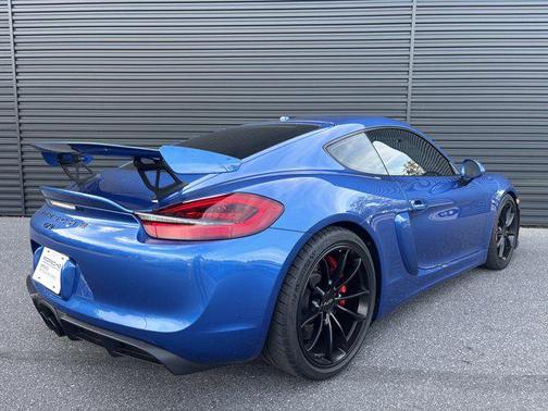 2016 Porsche Cayman GT4
