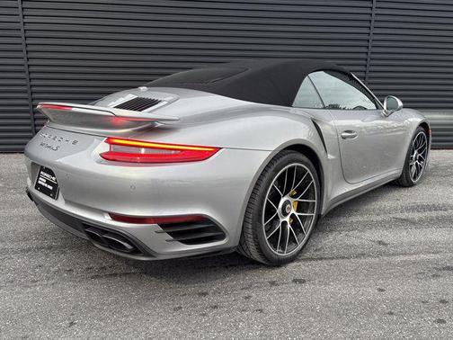 2019 Porsche 911 Turbo S