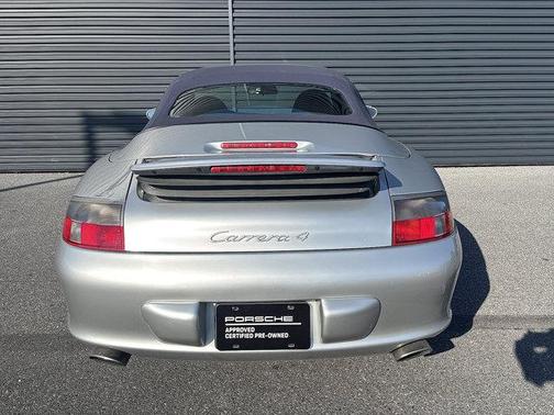 2002 Porsche 911 Carrera 4