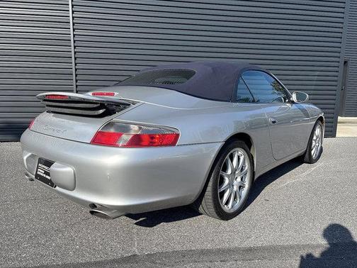 2002 Porsche 911 Carrera 4