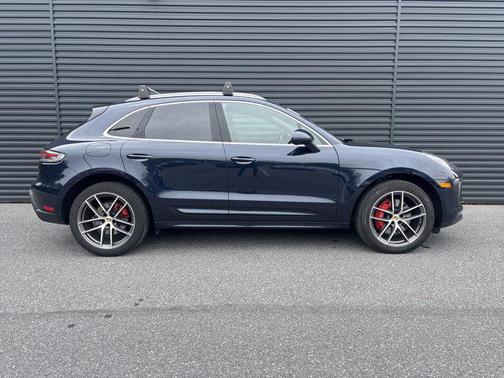 2022 Porsche Macan Macan