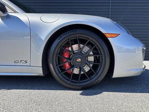 2019 Porsche 911 Targa 4 GTS