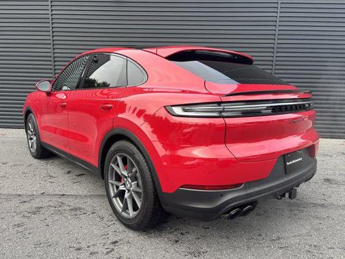 2025 Porsche Cayenne S