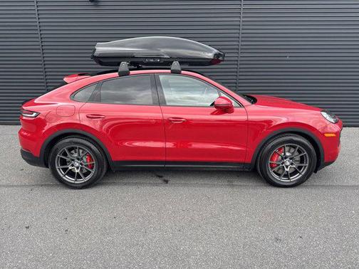 2025 Porsche Cayenne S