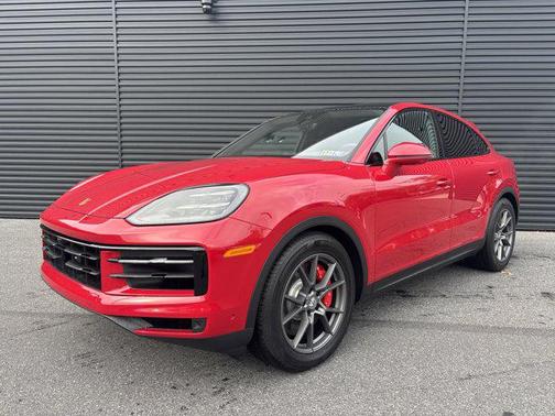 2025 Porsche Cayenne S