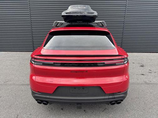 2025 Porsche Cayenne S
