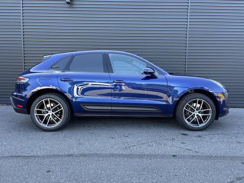 2025 Porsche Macan T