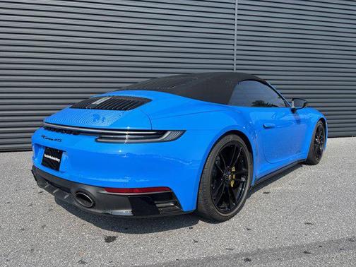2022 Porsche 911 Carrera GTS