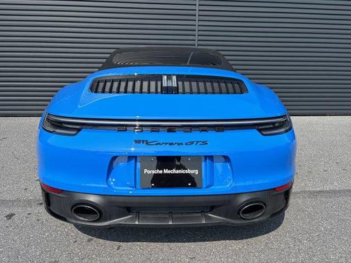 2022 Porsche 911 Carrera GTS
