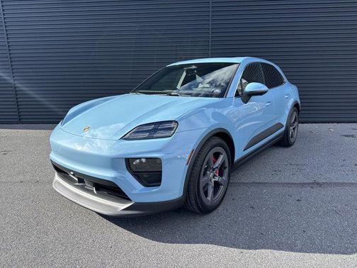 2025 Porsche Macan 4S
