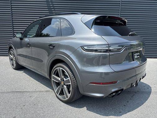 2022 Porsche Cayenne GTS