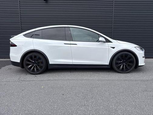 2022 Tesla Model X Dual Motor All-Wheel Drive