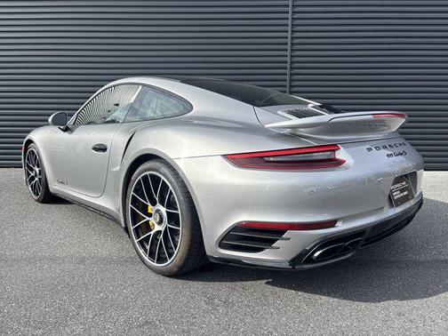 2019 Porsche 911 Turbo