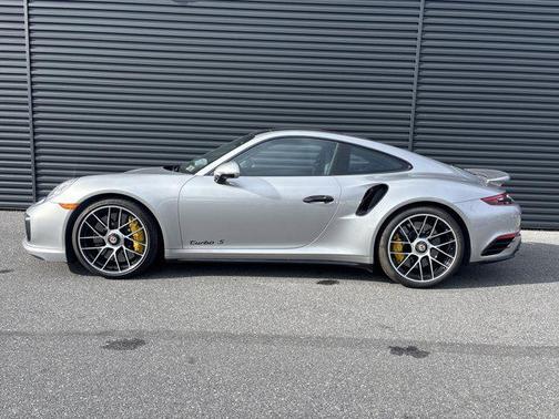 2019 Porsche 911 Turbo