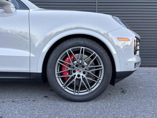 2026 Porsche Cayenne S