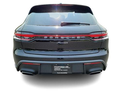 2022 Porsche Macan Base