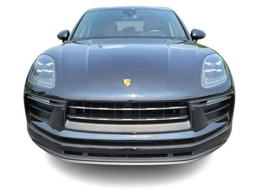 2022 Porsche Macan Base