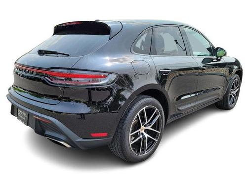 2022 Porsche Macan Base