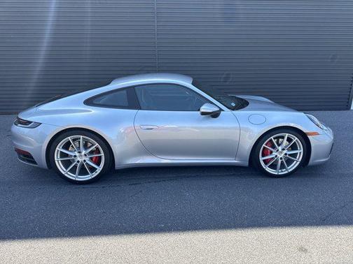 2020 Porsche 911 Carrera S